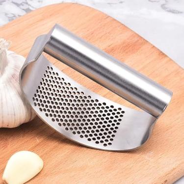 Imagem de Espremedor de alho de aço inoxidável ergonômico e resistente para alho, gengibre e ervas, prata