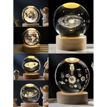 Imagem de Luminária Cristal de Mesa Sistema Solar Saturno Lua Galáxia LED Base Madeira Enfeite Decorativo Casa(Aleatoria)