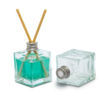 Imagem de Kit 05 Frascos de Vidro Cubo 50ml Para Aromatizador de Ambiente – Difusor com Varetas e Tampa Luxo(PRATA)