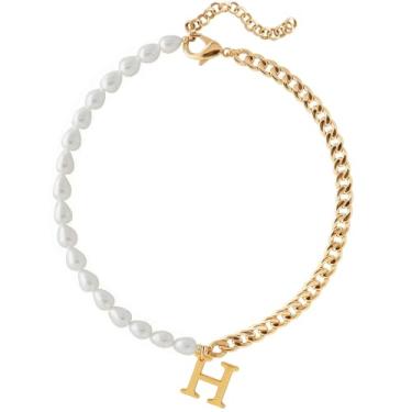 Imagem de Wellike Colar de corrente de meia pérola, meia Cuba, com iniciais, aço inoxidável, PVD, pingente de ouro 18K, gargantilha grossa de ouro com caixa de presente, Standard, Pérola, Pérola de vidro