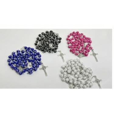 Imagem de Terço São Bento Miçanga Colorida Crucifixo Tradicional Acompanha Garrafinha Pequena Rosário Católico para Proteção e Devoção (Branco)