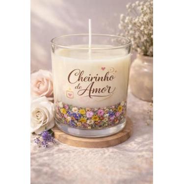 Imagem de Vela Aromática Perfumada Cheirinho de Amor com Flores Secas e com cheiro de Camomila em Copo de Vidro 250ml.