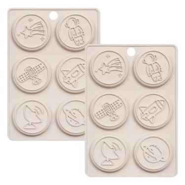 Imagem de Moldes de chocolate de silicone com tema espacial (bege)