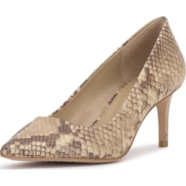 Imagem de Vince Camuto Sapato feminino Kehlia, Estampa de cobra taupe, 35