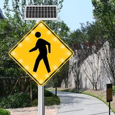 Imagem de Placa de LED solar para pedestres - Sinais de aviso de trânsito de alumínio de 61 cm, luzes piscantes alimentadas por energia solar, metal durável à prova de ferrugem, pacote com 2 para maior