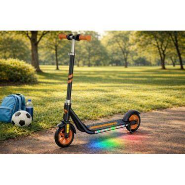 Imagem de Patinete Elétrico Infantil  luzes em LED na base crianças acima de 3 a