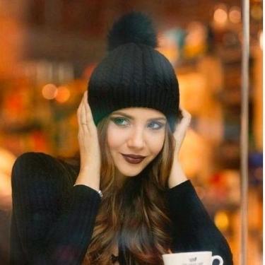 Imagem de Touca Gorro de Lã Preta com Pompom e Forrada Unissex - Rei Look