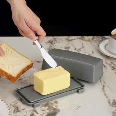 Imagem de Manteiga hermética com tampa para bancada e prateleira de porta de geladeira, com faca de modelador de manteiga, recipiente de plástico para manteiga, mantém a manteiga macia (cinza)