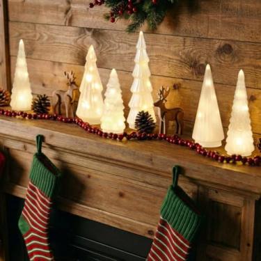 Imagem de Riakrum 6 peças, árvore de Natal de vidro com luz branca, 30 cm, 20 cm, vidro mercúrio, decoração de árvore de Natal, pequenas estatuetas de mesa com luzes de LED para casa, festa de Natal, cornija