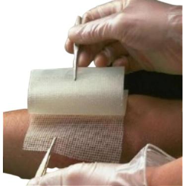 Imagem de Bactigras cobertura de gaze parafinada c/ clorexedina tamanho 10cmx10c