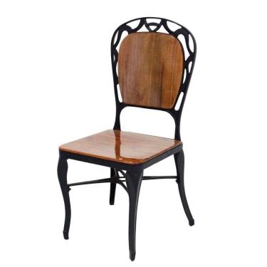 Imagem de Cadeira Para Mesa De Jantar Em Alumínio Fundido E Madeira Modelo Aracruz Preta