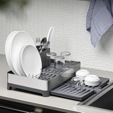 Imagem de Escorredor de Louças Compacto com Bandeja Extensível – Aço Inoxidável e Plástico Premium, Drenagem Inteligente para Pratos, Copos e Talheres – Ideal para Cozinhas Modernas