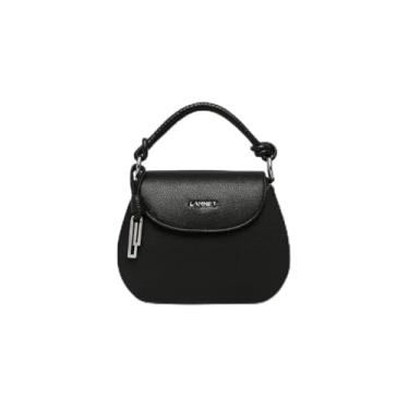 Imagem de Bolsa Feminina Transversal em Couro Sintético, Preta, com Alça em Corda e Ajustável, 26x20x8cm, Design Minimalista, Fechamento com Botão Magnético