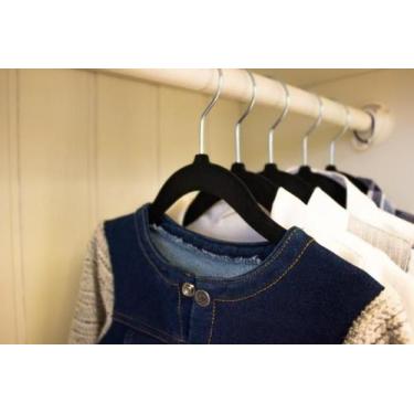 Imagem de Cabide de Veludo Preto Infantil - Design Slim e Antideslizante - no-br