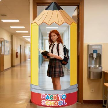 Imagem de WADORN Suporte para foto em forma de lápis, moldura de selfie, banner de festa de 9 x 18 m para sala de aula, fundo de volta às aulas, suprimentos para pendurar em casa, sala de aula, material de