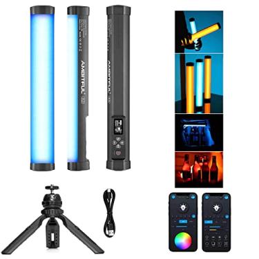 Imagem de AMBITFUL Varinha de luz LED A2 RGB – bastão de luz de vídeo magnético colorido, tubo de luz portátil com 29 efeitos, 2500-8500K, 2500mAh, CRI 95+ para fotografia, YouTube, TikTok (A2 + tripé de mesa)
