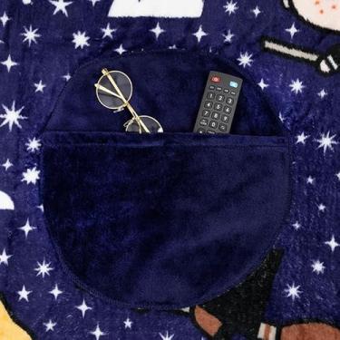 Imagem de Paladone Cobertor de almofada Harry Potter 2 em 1 - Cobertor de viagem oficialmente licenciado por Harry Potter, manta macia e dobrável, design compacto para decoração de sala de estar ou quarto,