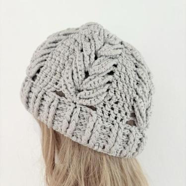 Imagem de Gorro de Frio Prata Unissex com Detalhes na Base e Barrado Grosso - Pi