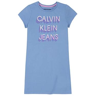 Imagem de Calvin Klein Vestido camiseta de manga curta para meninas, estilo pulôver com gola redonda, detalhe do logotipo, S21 Periwinkle suave, 5