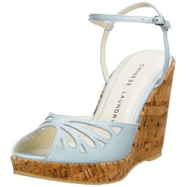 Imagem de Chinese Laundry Sandália feminina Vanna High Wedge, Azul, 7 M