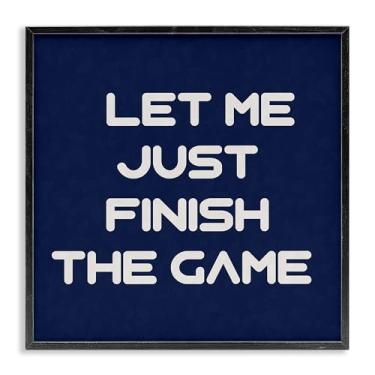 Imagem de Stupell Industries Finish The Game Phrase Framed Giclee Wall Art Design de Anna Quach, moldura preta, 43 x 43 cm