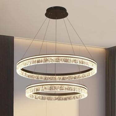Imagem de Lustre moderno de LED dourado, dimerizável, 3000K-6500K, com anéis, suporte de teto e altura ajustável. Luminária pendente elegante em acrílico para sala de jantar, sala de estar e cozinha (