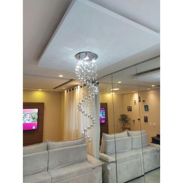 Imagem de Lustre De Cristal No Modelo Espiral