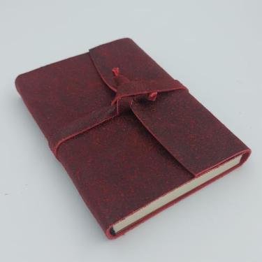 Imagem de Diários de Viagem em Couro Caderno Médio (Vermelho Estonado)