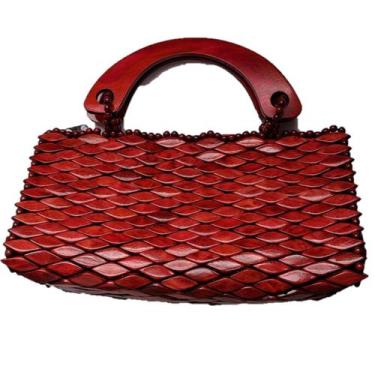 Imagem de Bolsa Artesanal Peças Madeira Envernizada Vermelha, Alça Curta - Ideia