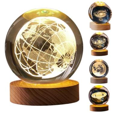 Imagem de Luminária de Mesa Bola de Cristal Esfera 3D, Base de Madeira Decorativa, Abajur USB, Globo Terrestre Saturno Sistema Solar Lua Galáxia
