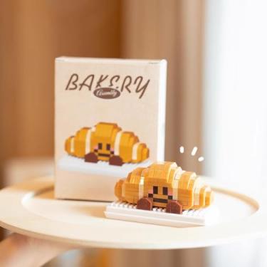 Imagem de QMEAKMONY Mini Building Blocks ‌Bread‌ Sets Cute Micro Mini ‌Bread‌ Building Bricks for Adults Micro Nano Bricks Perfect Party Favors for Teenagers. (Croissant,247 Pcs)