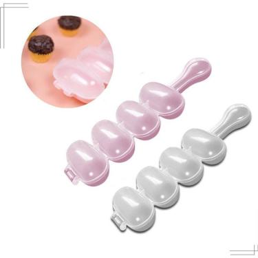 Imagem de Molde enrolador de docinhos para 4 brigadeiros beijinho doce