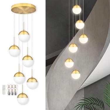 Imagem de Mccokaige Lustres modernos dourados com 6 luzes reguláveis para sala de jantar Lustre de vidro branco leitoso fosco globo de teto alto ajustável em altura de meados do século para sala de estar
