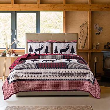 Imagem de Conjunto de colcha Soul & Lane Deer in The Pines Bedding - King com 2 fronhas | Xadrez de búfalo de Natal com colcha acolchoada leve