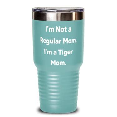 Imagem de Gato Tigre para os amantes de gatos, I'm Not a Regular Mom I'm a Tiger Mom, Cute Tiger Cat 850 g, copo isolado da Friends