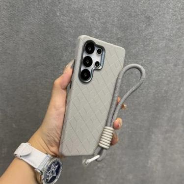 Imagem de Capa de couro com cordão e alça de pulso para Samsung Galaxy S23 Ultra S24 S25 Plus com lente de metal, para homens e mulheres, cinza claro GS, para Galaxy S24