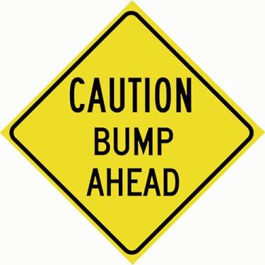 Imagem de Placa Slow Down Sign, Caution Bumps Ahead Signs, Bump Ahead Road Sign Yellow Metal Tin Signs 30 x 30 cm