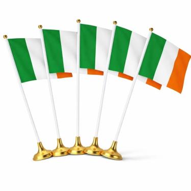 Imagem de Kit 5 Mini Bandeiras de Mesa Irlanda com Haste e Base 30cm Plástico e Tecido Verde Neotrentina