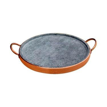 Imagem de Forma de Pizza em Pedra Sabão com Alça de Cobre 29 Cm