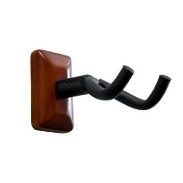 Imagem de Gator Cabide de parede para guitarra acústica/elétrica da Frameworks com placa de montagem de mogno (GFW-GTR-HNGRMHG)