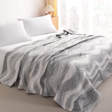 Imagem de NTBAY 3 camadas de musselina de algodão 168 x 92 cobertor para cama de solteiro, colcha de fio térmico super macio respirável para adultos, cobertor leve perfeito para sofá, cama todas as estações