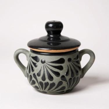 Imagem de Açucareiro mexicano Mis Jarritos com tampa – Azucarera de Barro con Tapa artesanal tradicional – Design plumeado preto – Utensílios de cozinha clássicos sem chumbo – Feito no México"