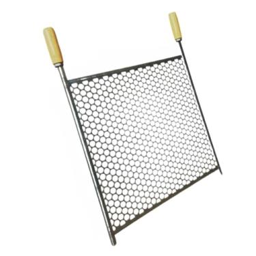 Imagem de Grelha Churrasqueira，Fabricado em Material Galvanizado，Equipado Com um Cabo de Madeira，FáCil de Transportar，Adequado para Grelhar Carne, Peixe e Salsichas(50x50)