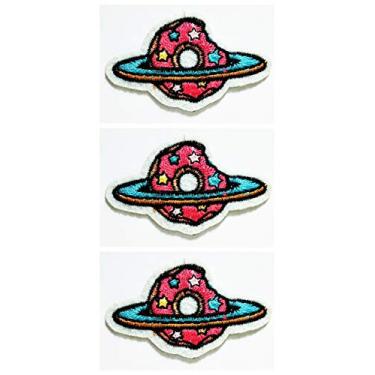 Imagem de Conjunto de 3 peças, mini planeta espacial pequeno, estrela de morango, donut, desenho animado infantil, costurado, bordado, adesivo bordado ideal para enfeitar suas roupas, jeans, chapéus, bolsas