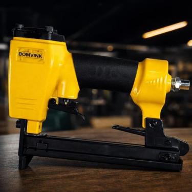 Imagem de Grampeador Pneumatico Forte Profissional Premium Industrial - RR CASA 