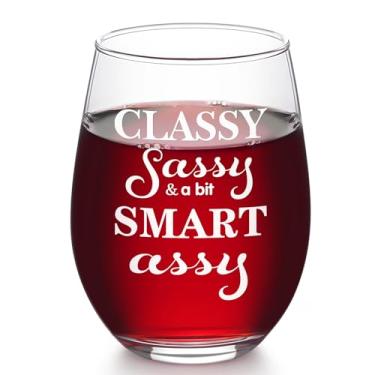 Imagem de Futtumy Taças de vinho engraçadas sem haste para mulheres, mães, classy sassy and a bit smart Assy, taça de vinho fofa para irmãs mulheres amigas colegas de trabalho ela, presente inspirador de
