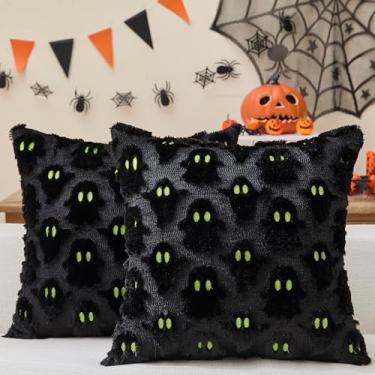 Imagem de YOSICHY Capas de almofada para decoração de Halloween, 45,7 x 45,7 cm, conjunto de 2 fronhas de almofada de lã sintética de pelúcia macia para sofá, cama, cadeira, sala de estar, decoração de casa