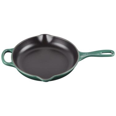 Imagem de Panela de Ferro Fundido Pré Temperada, com Alça de Metal, LE CREUSET LS2024 23795, Verde