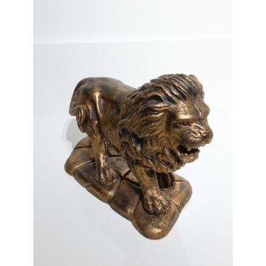 Imagem de Estátua Leão de Resina Dourado