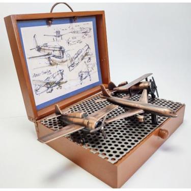 Imagem de Miniaturas decorativa de 3 Aviões clássicos de época em metal - Captai